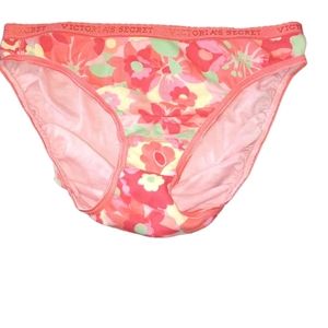 WOMEN'S VS VICTORIA'S SECRET VINTAGE PANTIES